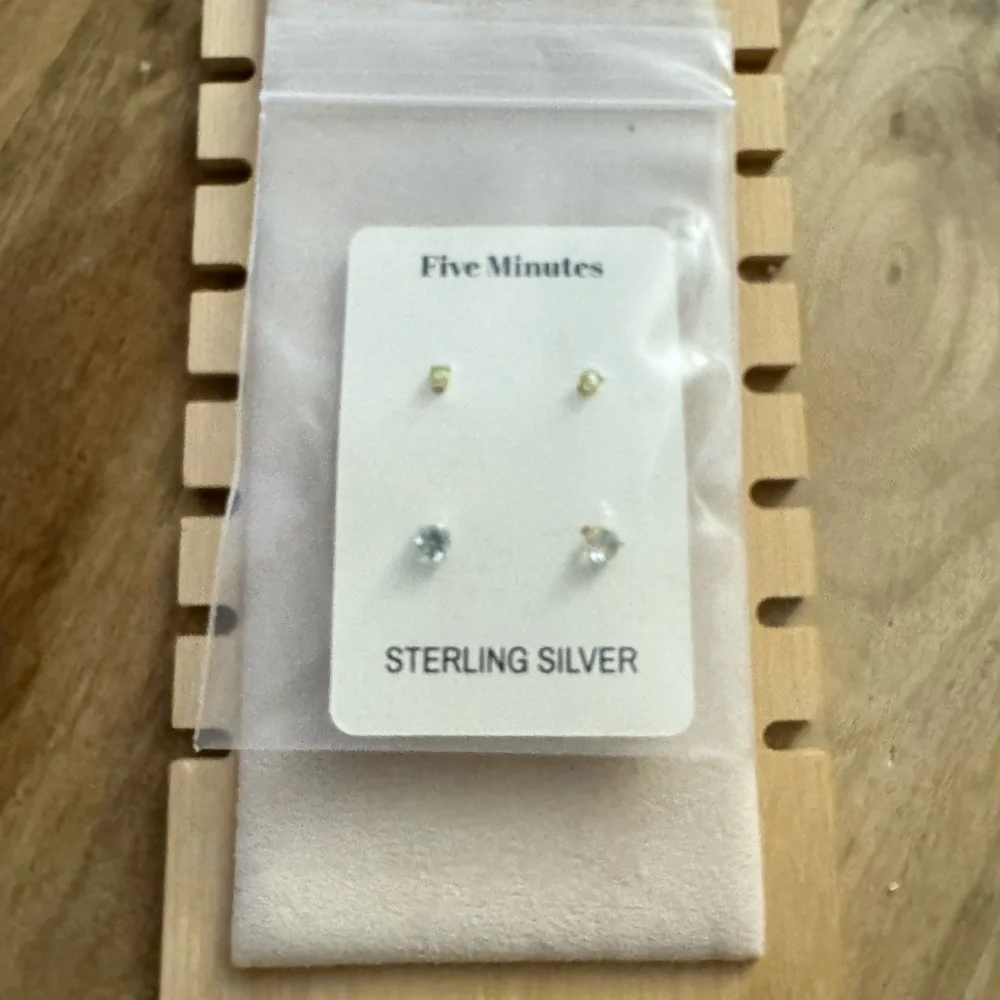 DENKAYS EARRINGS 4